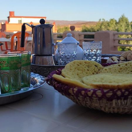 Maroc Des Merveilles - Chez L'Habitant Kelaat-M'Gouna Εξωτερικό φωτογραφία